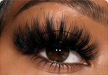 Volume lash style close-up